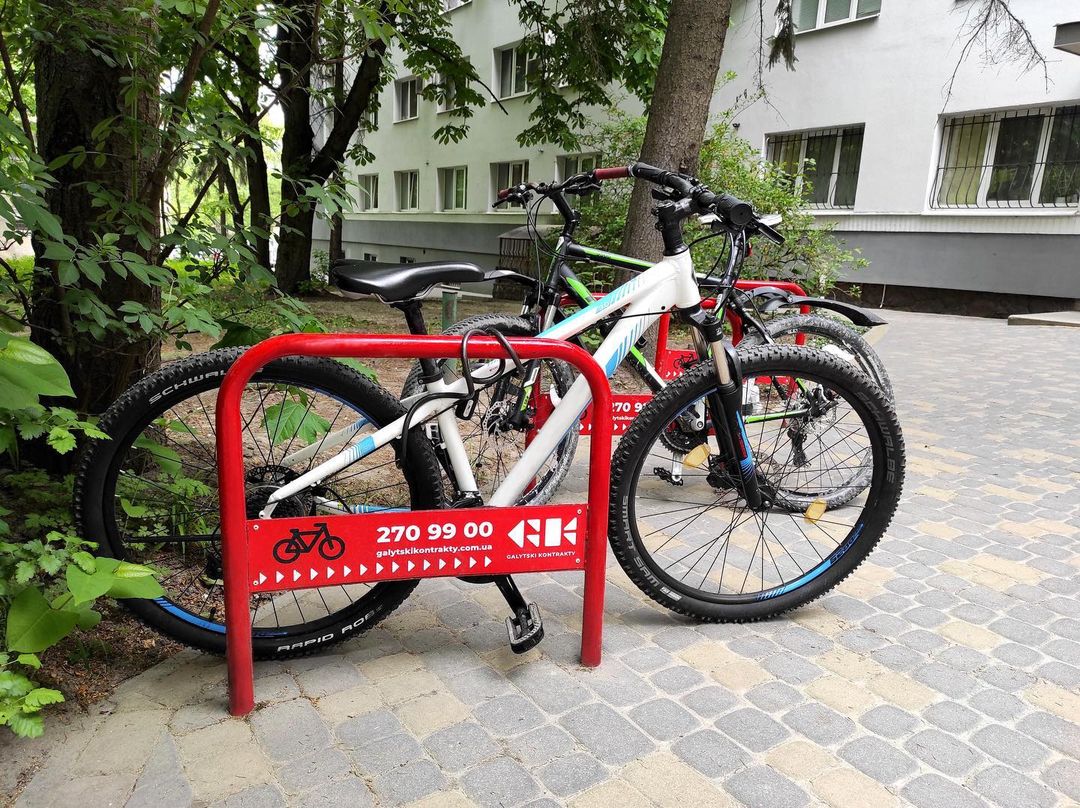 Мрієш про велопарковку?